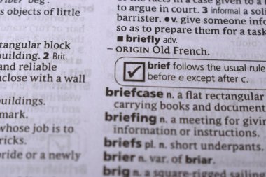 İngilizce Sözlük Sayfasını Sözcükle Kapat - Kısaca