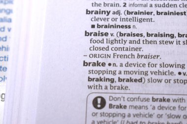 İngilizce Tanımlama Sözlüğü Sayfası - Braise 'in Yazılı Sözcüğünün Kapanışı
