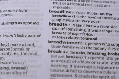 İngilizce Tanımlama Sözlüğü Sayfası - Genişliğin Yazılmış Kelimesinin Kapanışı