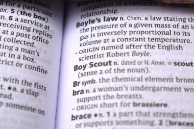 İngilizce Sözlük Sayfasını Sözcükle Kapat - İzci