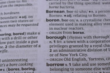 İngilizce Tanımlama Sözlüğü Sayfası - İlçenin Yazılı Sözcüğünün Kapanışı