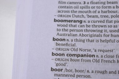 İngilizce Tanımlama Sözlüğü Sayfası - Boon 'un Yazılı Sözcüğünün Kapanışı