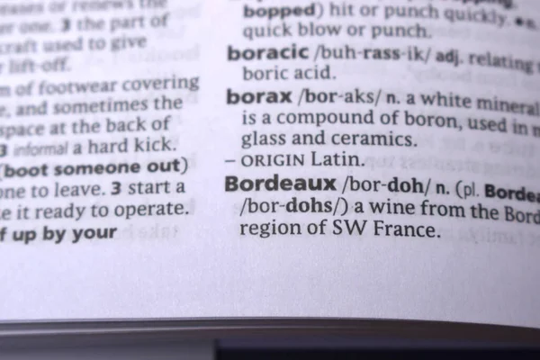 İngilizce Tanımlama Sözlüğü Sayfası - Bordeaux Yazılı Sözcüğünün Kapalı Sayfası