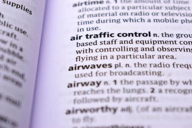 İngilizce Sözlük Sayfasını Kelimeyle Kapat - Hava trafik denetimi