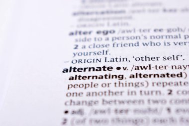 İngilizce Sözlük Sayfası - Alternatif Kelimeyle Kapat