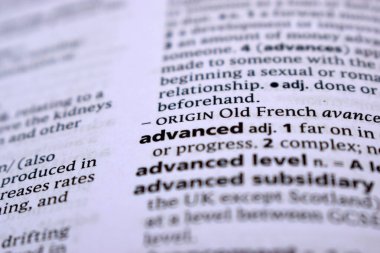 İngilizce Sözlük Sayfasını Kelimeyle Kapat - Gelişmiş