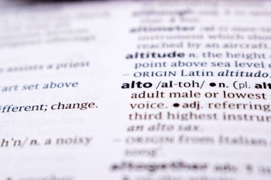 İngilizce Sözlük Sayfasını Kelimeyle Kapat - alto