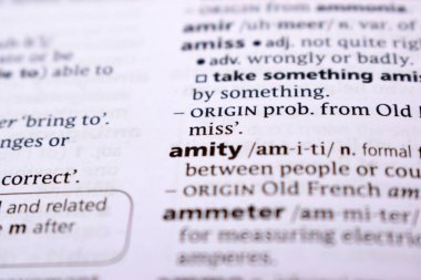 İngilizce Sözlük Sayfası Dostluk Sözcüğüyle Kapat