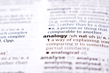 İngilizce Sözlük Sayfasını Kelimeyle Kapat - analoji