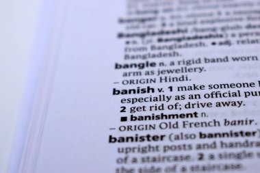 İngilizce Sözlük Sayfasını Kelimeyle Kapat - kov