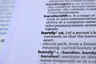 İngilizce Sözlük Sayfasını Kelimeyle Kapat - bandy