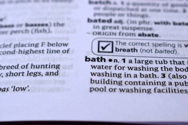 İngilizce Tanımlama Sözlüğü Sayfası - Banyonun Yazılı Sözcüğünün Kapanışı