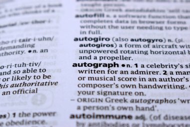 İngilizce Tanımlama Sözlüğü - İmza Sözcüğünün Yazılı Sayfasını Kapat