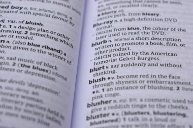 İngilizce Sözlük Sayfasını Kelimeyle Kapat - pat