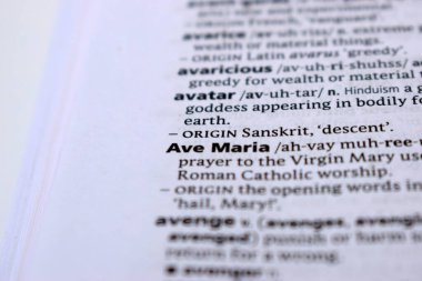 İngilizce Sözlük Sayfasını Kelimeyle Kapat - Ave Maria