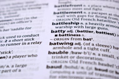 İngilizce Sözlük Sayfası - batty kelimesiyle Kapat