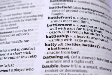 İngilizce Sözlük Sayfasını Kelimeyle Kapat - Savaş Gemisi