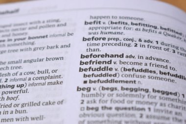 İngilizce Sözlük Sayfasını Sözcükle Kapat - önceden