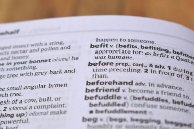 İngilizce Sözlük Sayfası Önceki Sözle Kapat