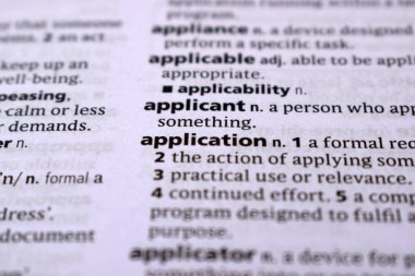 İngilizce Tanımlama Sözlüğü Başvuranın Yazılı Sözcüğünün Sayfasını Kapat