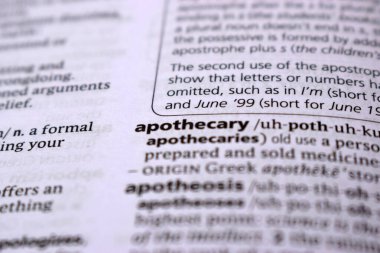 İngilizce Sözlük Sayfası - Eczacının Sözcüğüyle Kapat