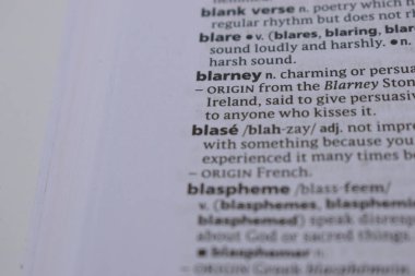 İngilizce Sözlük Sayfasını Kelimeyle Kapat - blarney