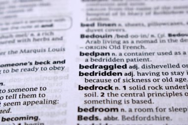 İngilizce Sözlük Sayfası - gecikmiş Kelimesi ile Kapat