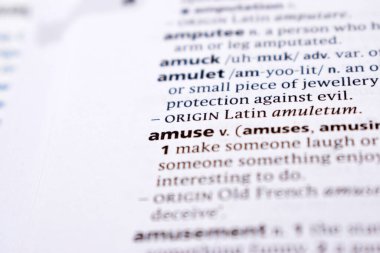 İngilizce Sözlük Sayfasını Sözcükle Kapat - eğlenceli