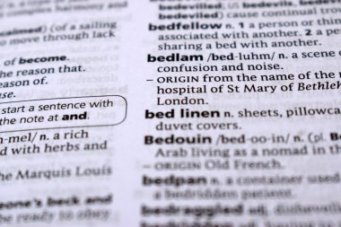 İngilizce Sözlük Sayfasını Kelimeyle Kapat - cümbüş