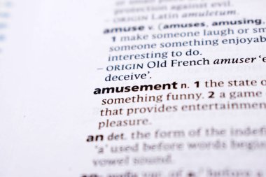 İngilizce Sözlük Sayfası - Eğlence Sözcüğüyle Kapat