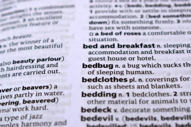 İngilizce Sözlük Sayfasını Kelimeyle Kapat - yatak örtüleri