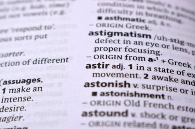 İngilizce Sözlük Sayfasını Sözcükle Kapat - astir