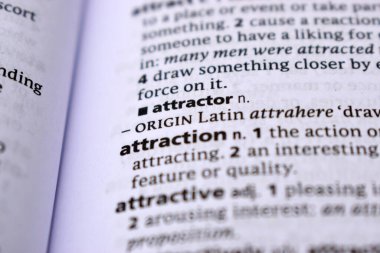 İngilizce Sözlük Sayfası - Çekicinin Sözcüğüyle Kapat