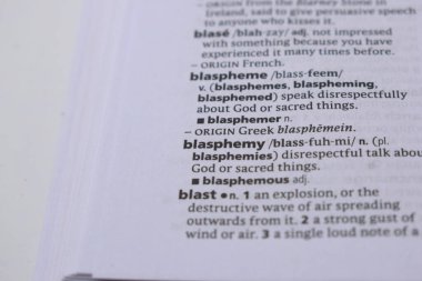 İngilizce Sözlük Sayfasını Kelimeyle Kapat - Küfür