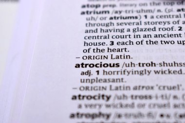 İngilizce Sözlük Sayfası Astrojen Sözcüğüyle Kapat