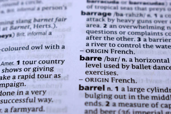 İngilizce Sözlük Sayfası - Barre Sözcüğüyle Kapat