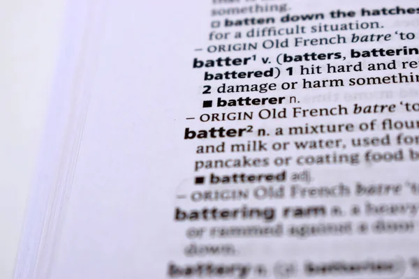 İngilizce Sözlük Sayfasını Kelimeyle Kapat - vurucu