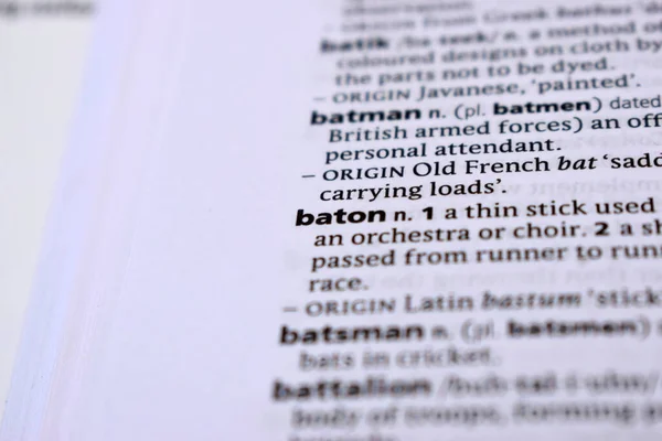 İngilizce Sözlük Sayfasını Kelimeyle Kapat - baton