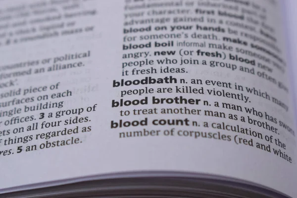 İngilizce Sözlük Sayfasını Kelimeyle Kapat - Kan Kardeşi