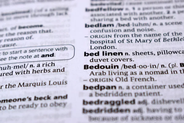 İngilizce Tanımlama Sözlüğü Sayfası - Yatak keteninin Yazılı Sözcüğünün Kapanışı
