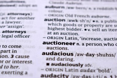 İngilizce Sözlük Sayfasını Kelimeyle Kapat - Müzayedeci