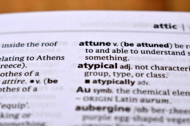 İngilizce Sözlük Sayfasını Kelimeyle Kapat - Uyum