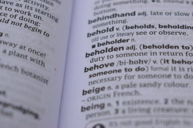 İngilizce Tanımlama Sözlüğü Sayfası - Yararlı Kelimenin Kapalı Sayfası