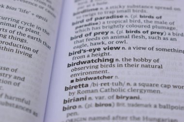İngilizce Sözlük Sayfasını Kelimeyle Kapat - Kuş İzleme