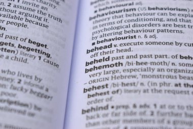 İngilizce Sözlük Sayfası Görülen Sözle Kapan