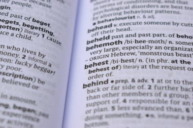 İngilizce Sözlük Sayfasını Sözcükle Kapat - emir