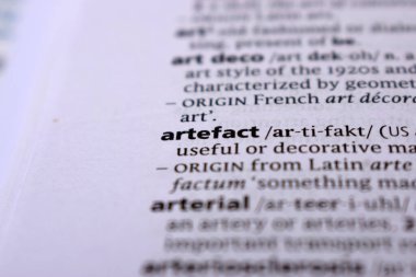 İngilizce Sözlük Sayfasını Kelimeyle Kapat - Sanatsal