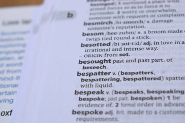 İngilizce Sözlük Sayfası - İstenilen Sözle Kapat