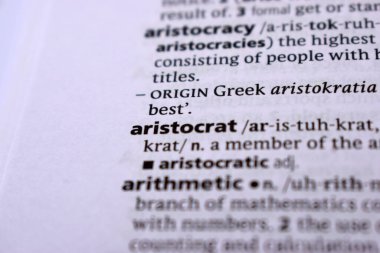 - aristokrat kelimesinin İngilizce Tanımlama Sözlüğü Sayfasını Kapat