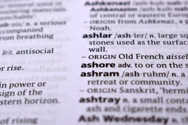 İngilizce Sözlük Sayfasını Kelimeyle Kapat - kıyıya